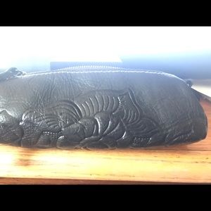 Patricia Nash wristlet